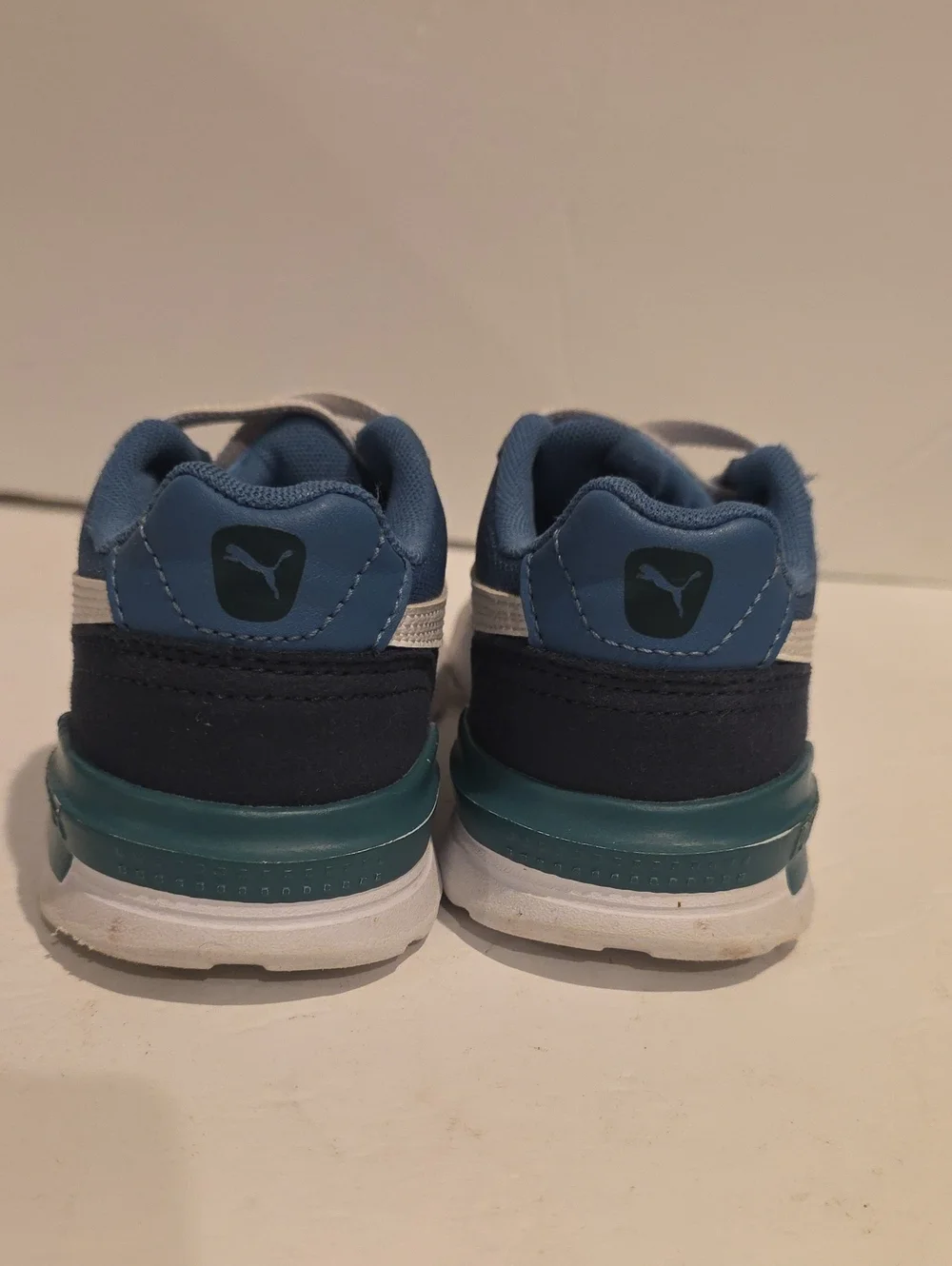 Boys PUMA Graviton Sneakers Size 11 US Blue New Without Box $55 MSRP 79.99